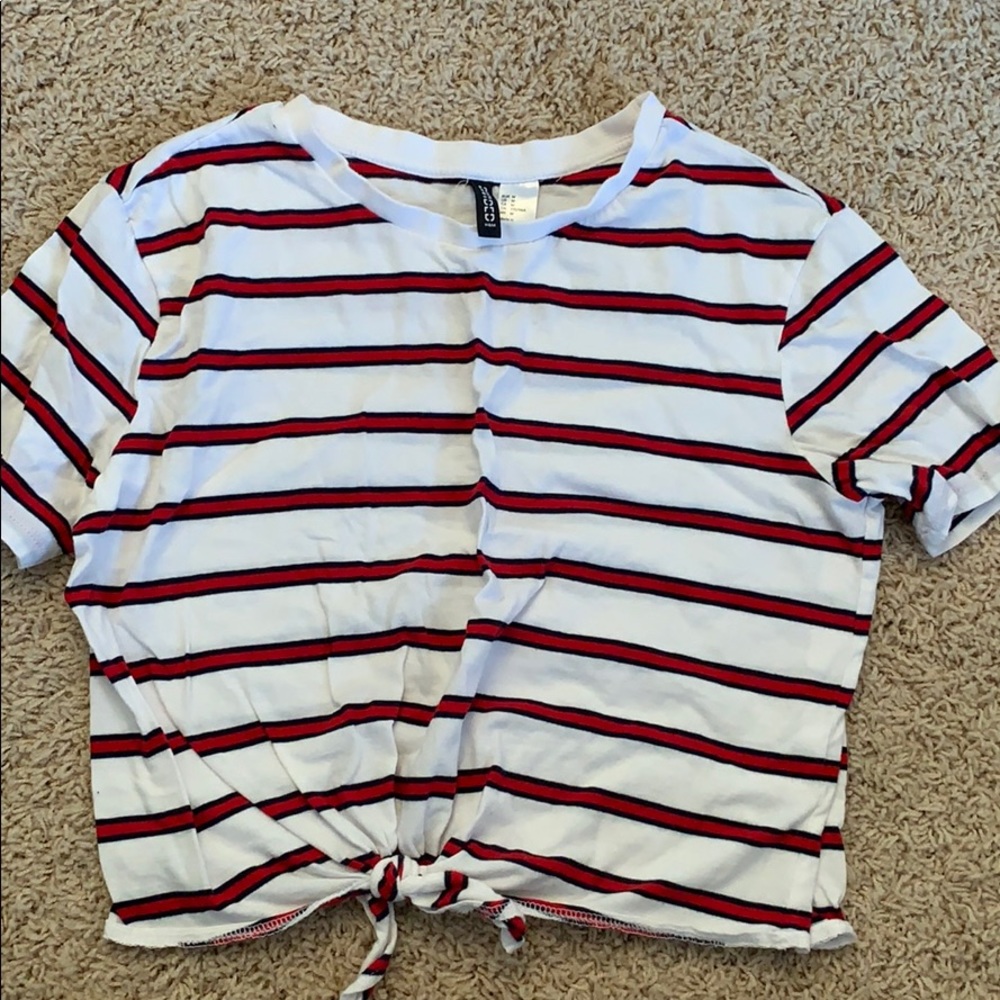 h&m cropped tee